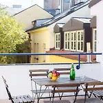 With Terrace In Center