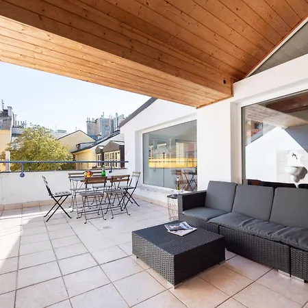 Apartment With Terrace In Center *