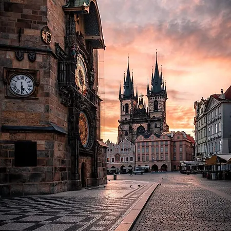 With Terrace In Center I Ac I New Town * Prag