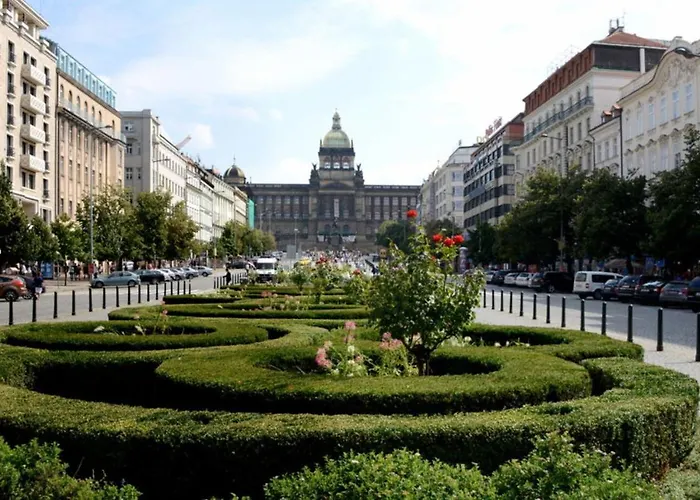 With Terrace In Center Prag